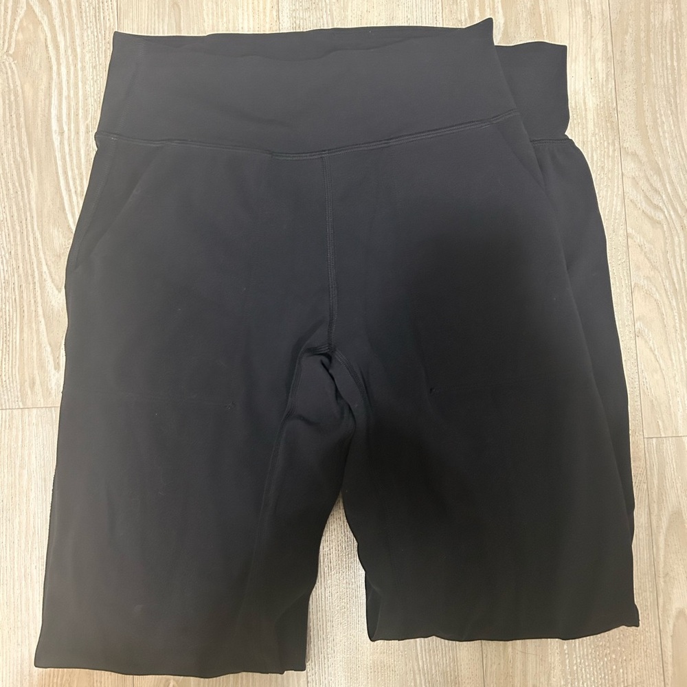 Women’s Lululemon align joggers 28” black size 4